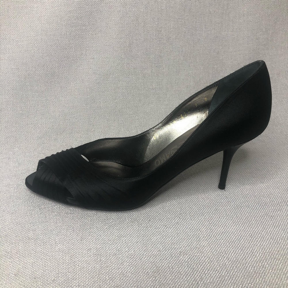 Salvatore Ferragamo black satin peep toe heels pumps, size 9